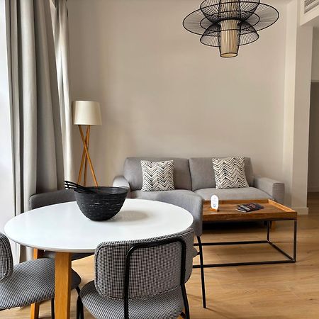 Apartamentos Core Suite Sevilla エクステリア 写真
