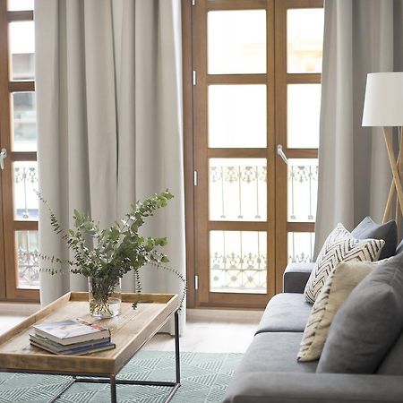 Apartamentos Core Suite Sevilla エクステリア 写真