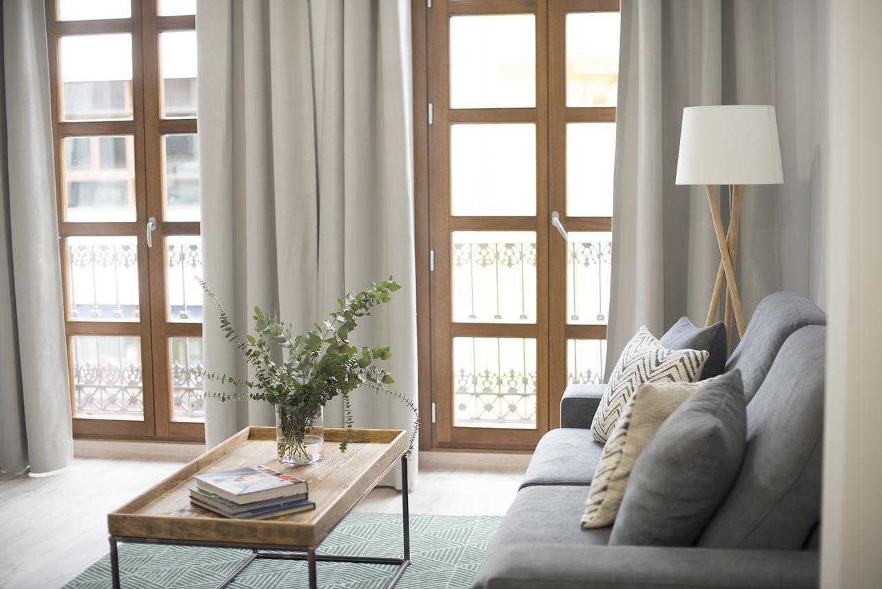 Apartamentos Core Suite Sevilla エクステリア 写真